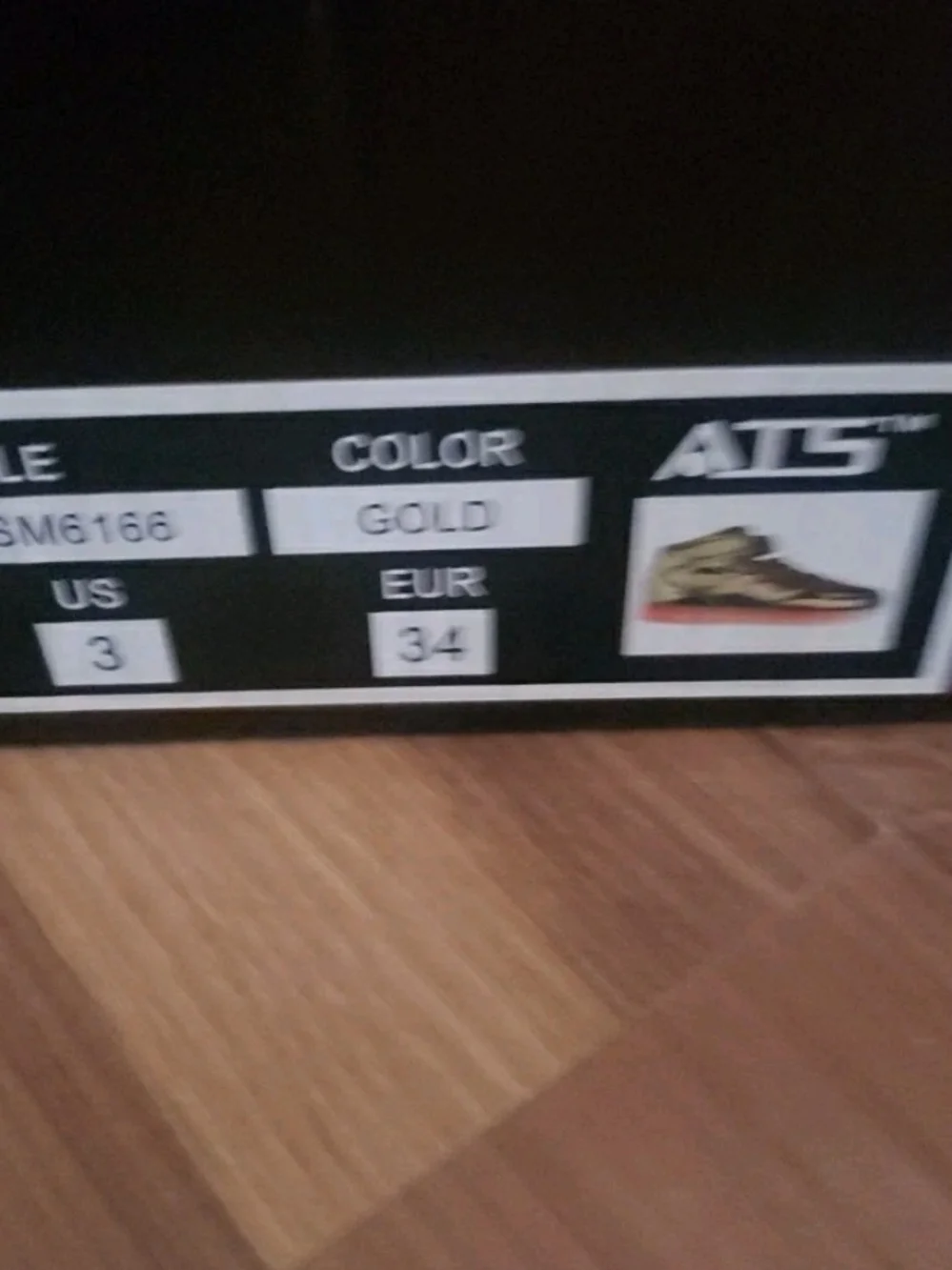 Kids ATS led light up shoes Gold shoes size 3y New with box Glow Shoes
